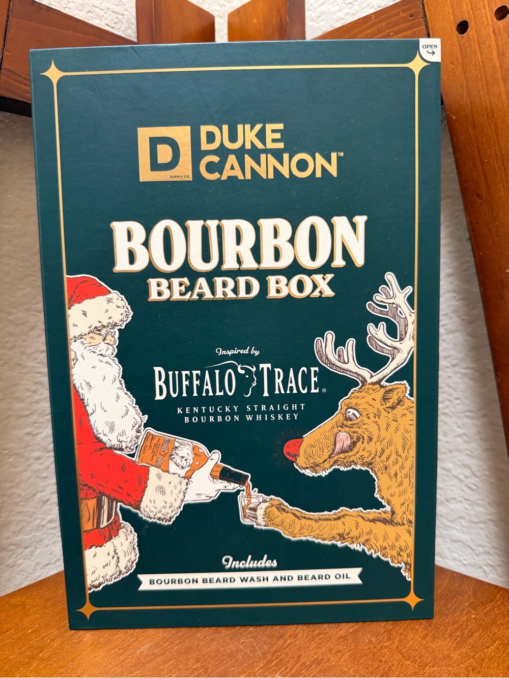 🔹New..The Duke Cannon Co. Bourbon Beard Box Gift Set…